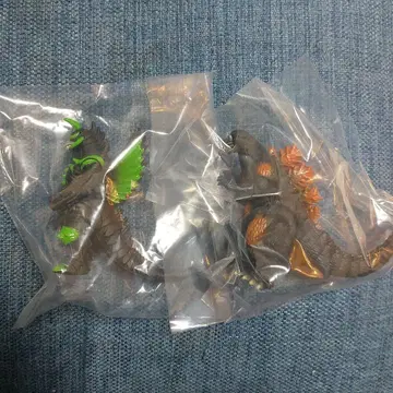 고질라 진지대전 새로운 방문자 2체 세트