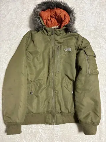 새상품급 THE NORTH FACE 후드 부착 밀리터리 자켓 M 사이즈