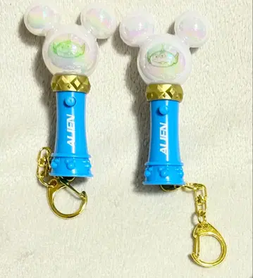 [ 디즈니 ] 응원봉 키체인 리틀 그린 x 2