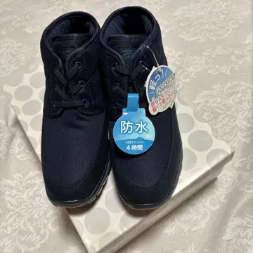 미사용 새상품 hiromichi nakano 방수 네이비 스니커즈