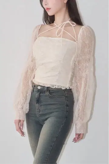 [ YILON ] FLEUR LACE BLOUSE
