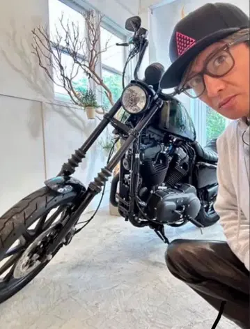 LOVE EAR ART 러브이어아트 캡