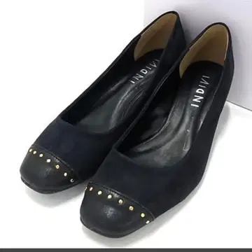 INDIVI 스터드 장식 블랙 펌프스