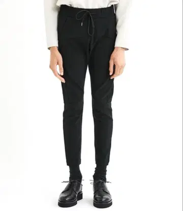 새상품급 정가 27500엔 어태치먼트 더블 페이스 바이커 이지 팬츠