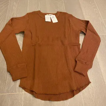 리브 브라운 긴팔 상의