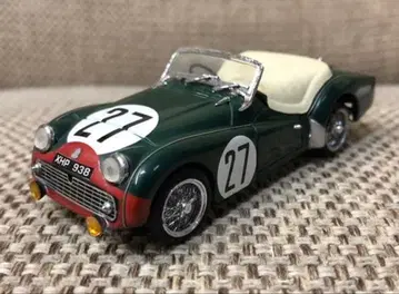 트라이엄프 TR3A 1/43 스케일