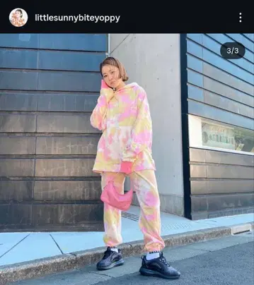 최종 가격 리틀 서니 바이트 타이다이 패턴 맨투맨 상의