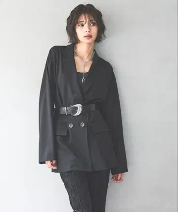 PAGEBOY 분또 더블 테일러드 자켓 블랙