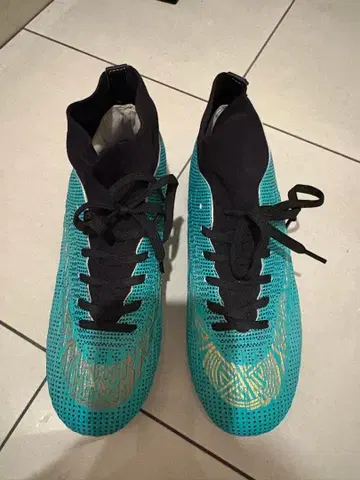 축구화 풋살화 터콰이즈