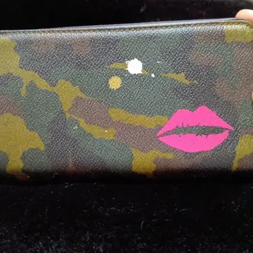 잔티반티 카모 패턴 핑크 립스틱 장지갑 미사용!
