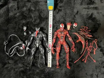 마블 셀렉트 다이아몬드 셀렉트 카니지 베놈 피규어