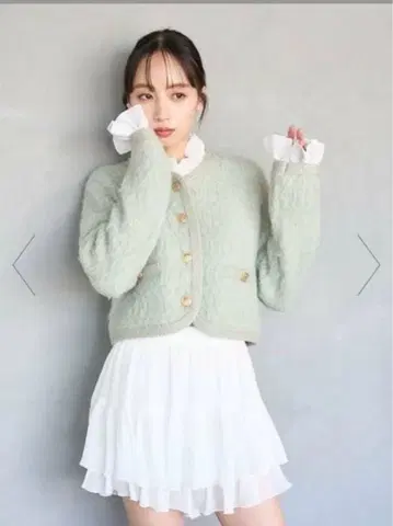 snidel 퍼라이크 프릴 니트 자켓