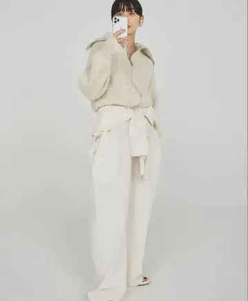 아이보리 루즈핏 오버롤