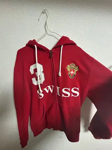 빨간색 풀 집업 후드티 SWISS 3