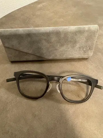 999.9 PLAIDe 티타늄 블랙 안경 케이스 포함