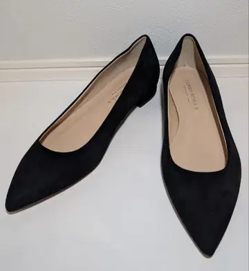 [ 컨디션 최상 ] CORSO ROMA 9 블랙 스웨이드 플랫 힐 펌프스