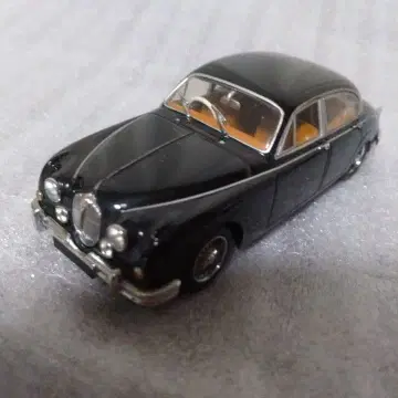블랙 클래식카 미니카 Jagger, MK II