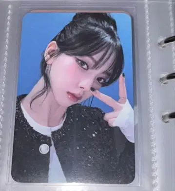 카리나 트레이딩 카드