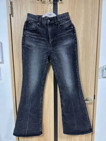 moussy MVS BLACK FLARE 26