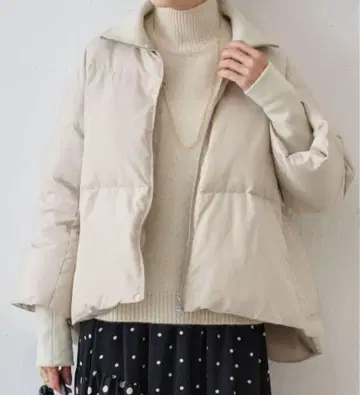 BEARDSLEY 비어즐리 지퍼 플레어 다운