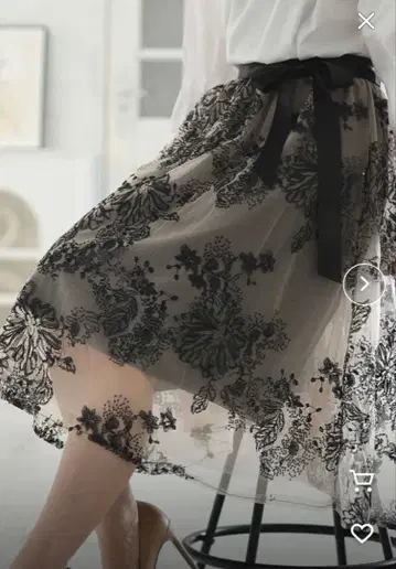 새상품 허리 리본 포함 샤샤 스커트