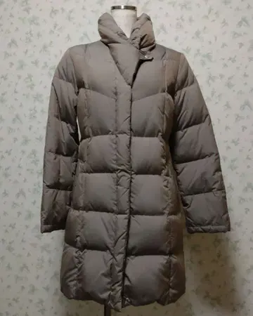 스타일콤 그레이 스탠드 카라 다운 자켓