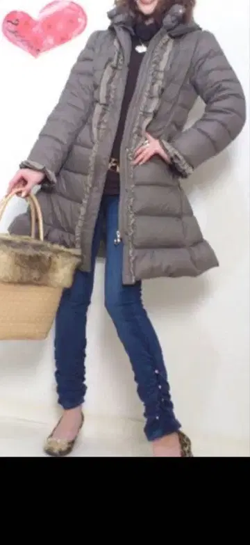 앤드러브 슬림해 보이는 4way 큐튀르 컴팩트 다운 코트