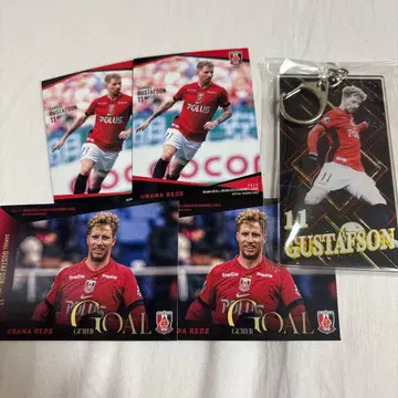 우라와 레즈 사뮈엘 구스타프손 트레이딩 카드 아크릴 키링 세트