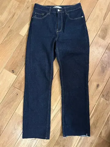 ZARA 스트레이트 크롭 하이라이즈 데님 팬츠