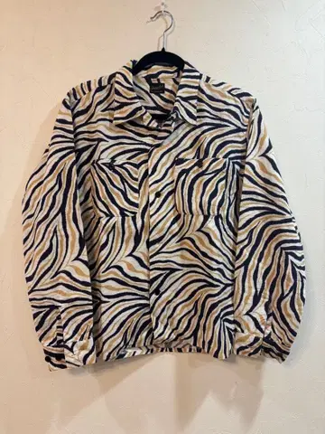 텐더로인 제브라 패턴 긴팔 셔츠