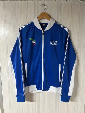 엠포리오 아르마니 저지 레어템 시착만 한 상품