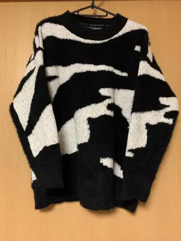 오버사이즈 니트 스웨터