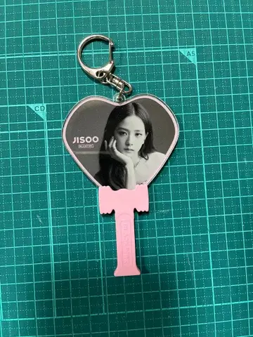BLACKPINK JISOO 하트 키링