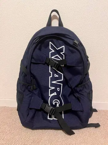 XLARGE 네이비 백팩