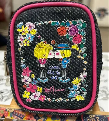 미즈모리 아도 파우치 D