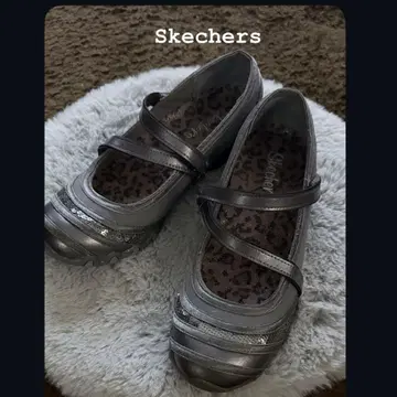 스케쳐스 펌프스 스트랩 웨지솔 그레이 스팽글