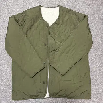 올리브색 퀼팅 자켓