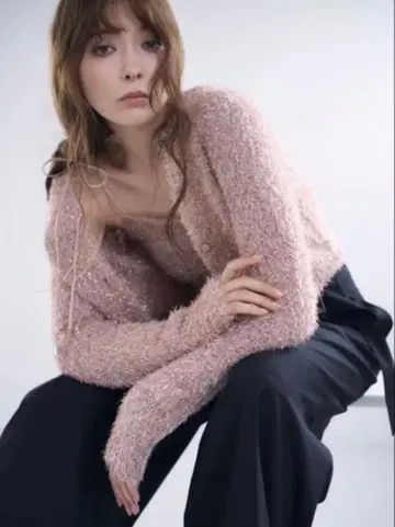 FRAY I.D 페더 라메 니트 앙상블 핑크 가디건만