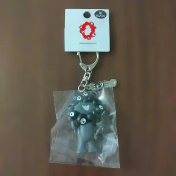 블랙 미야쿠미야쿠 키링