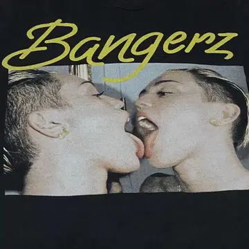 Miley Cyrus Bangerz Tour 2014 T- Shirt