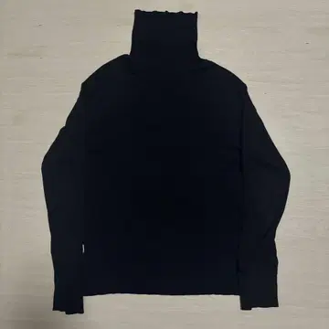 Gicipi 지치피 터틀넥 블랙 코튼 면 이탈리아제