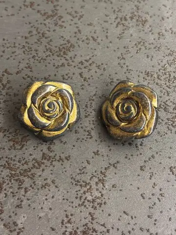 장미형 골드 블랙 귀찌