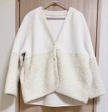 페넬 보아 코트 아이보리 야마다야