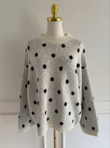 Myu 새상품 dot 오버 니트