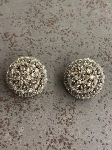 크리스탈 비즈 돔형 귀찌