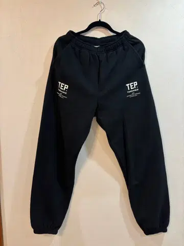 TEP 블랙 조거 팬츠 엔노이