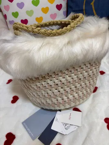 릴리 브라운 미사용 퍼 카고백