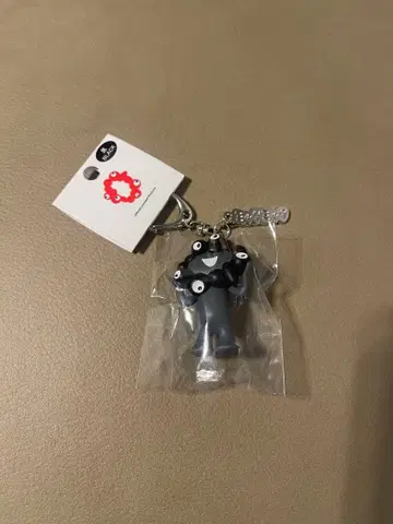 블랙 미야쿠미야쿠 입체 마스코트 PVC 플레이트 포함