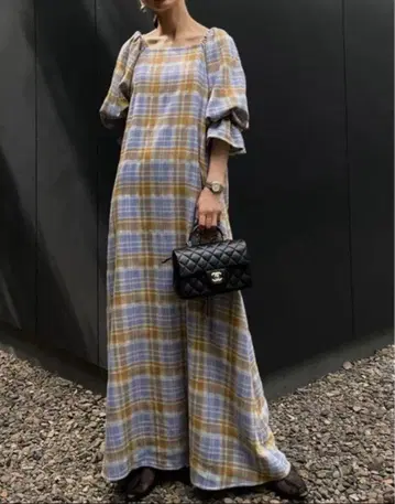 AMERI LACEY CHECK PUFF DRESS