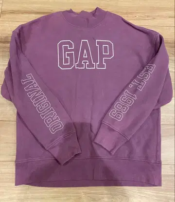 GAP 속기모 트레이닝복